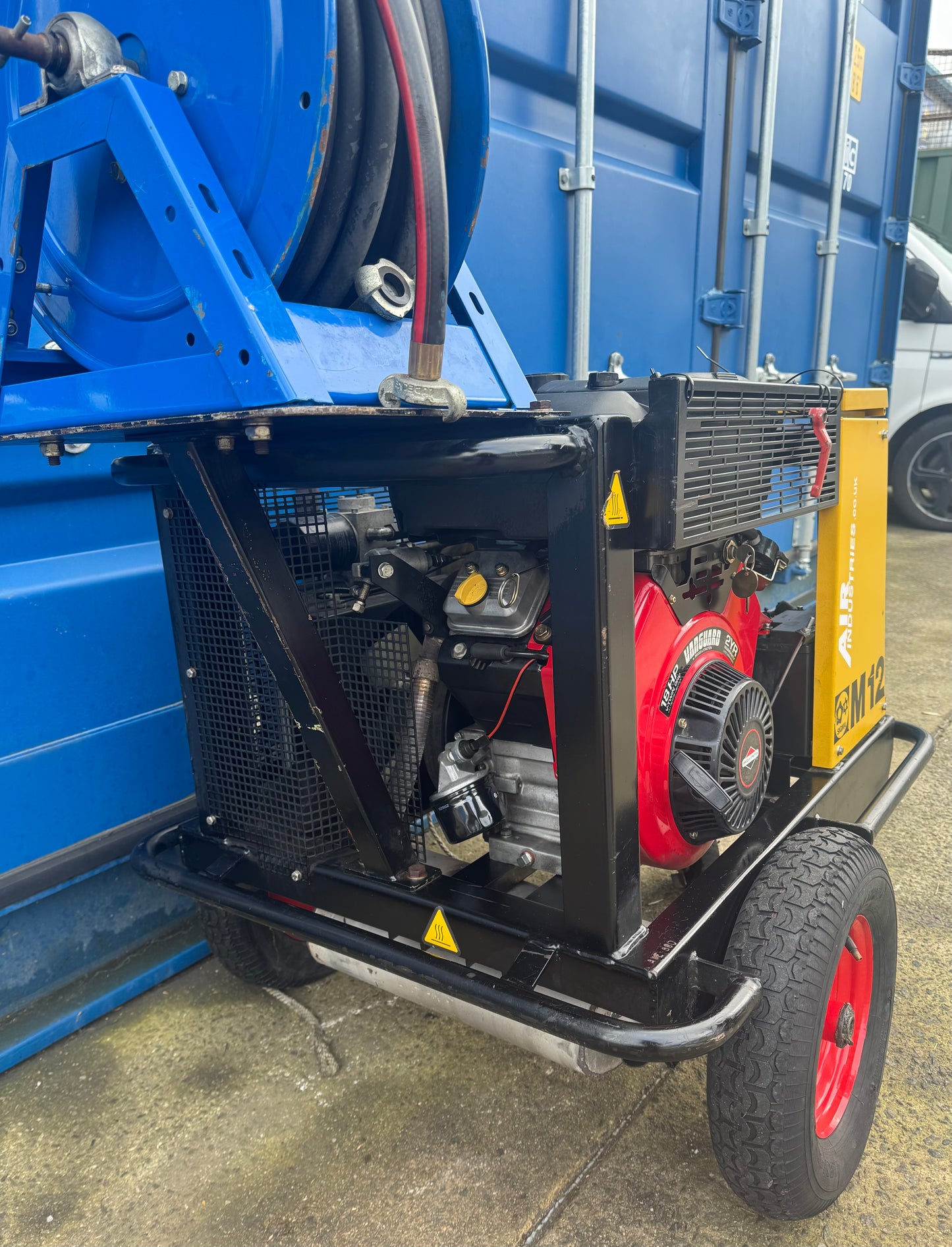 Kaeser / HPC M12 Petrol Rotary Screw Compressor 42Cfm