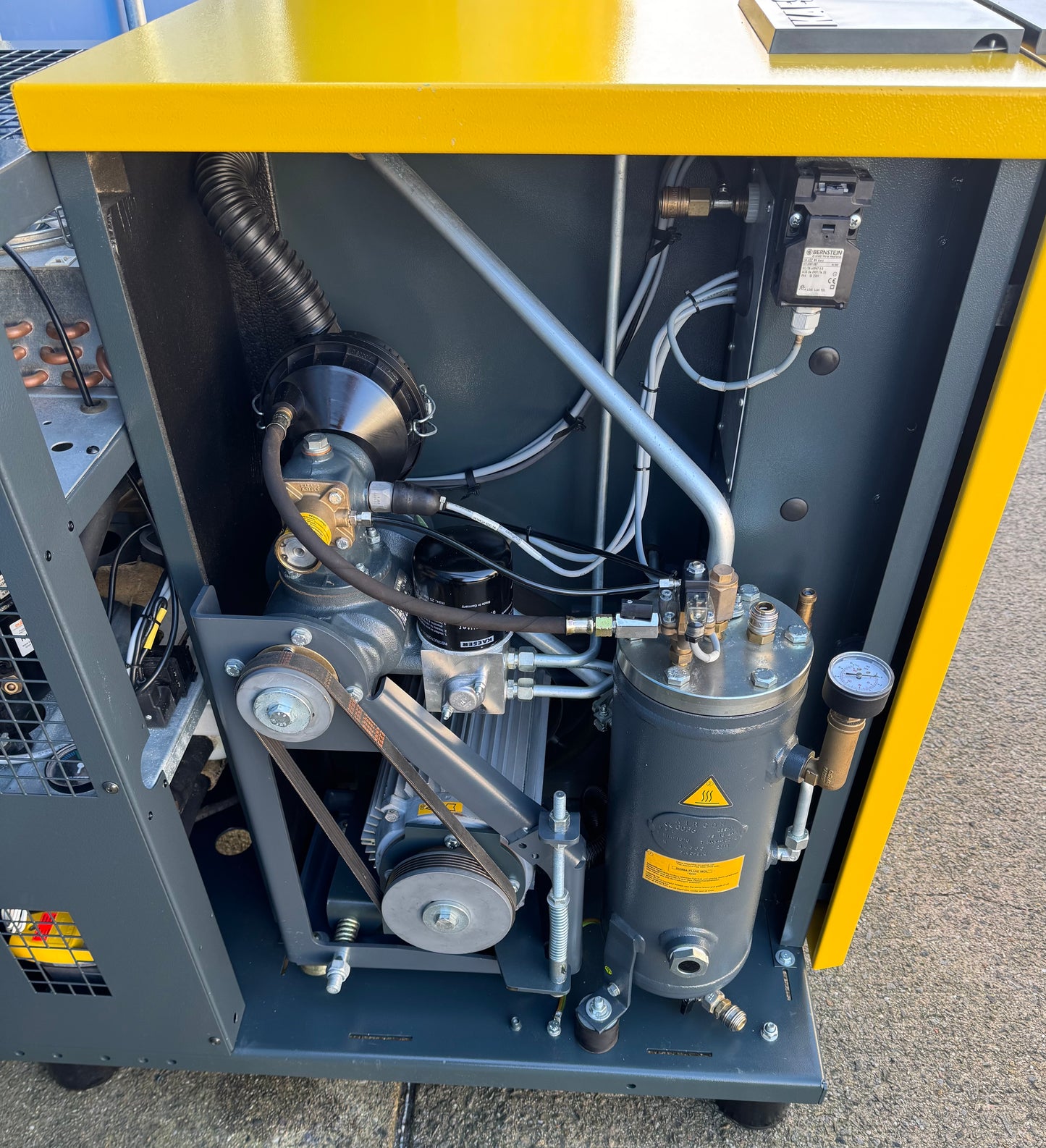 Kaeser / HPC SM12T Rotary Screw Compressor Package + Dryer + Receiver (36CFM)