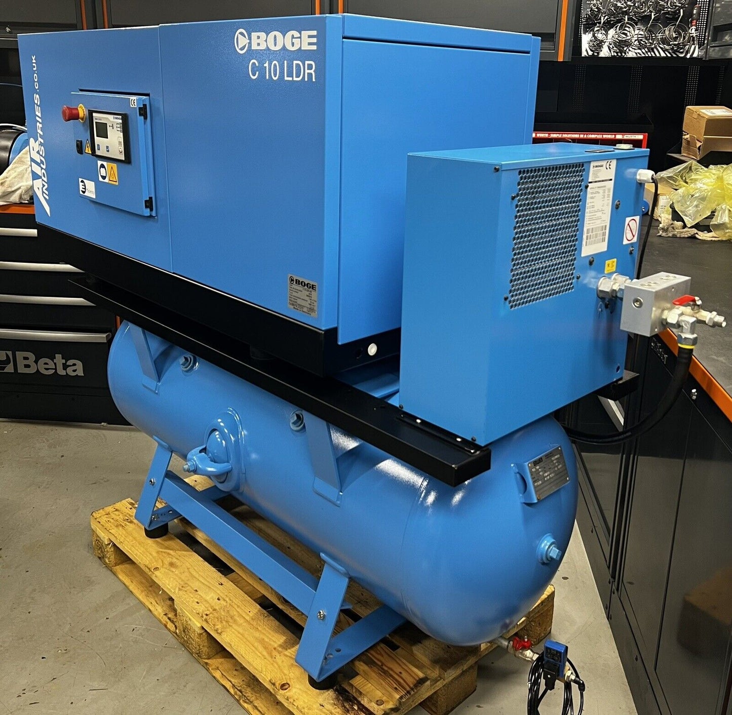 Boge C10LDR-350 Receiver Mounted Rotary Screw Compressor + Dryer + Filters (7.5Kw)