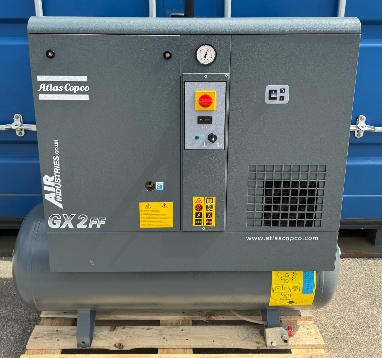 Atlas Copco GX2FF Receiver Mounted Rotary Screw Compressor With Dryer! 230v Single Phase