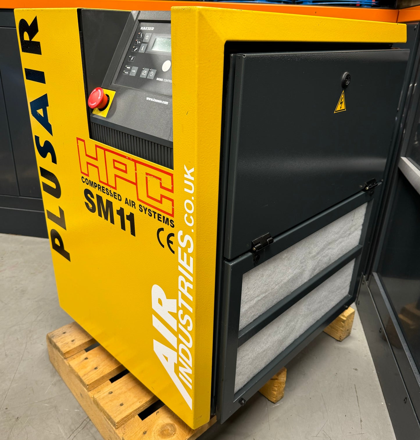 HPC / Kaeser SM11 Floor Mounted Rotary Screw Compressor (7.5Kw, 40CFM)