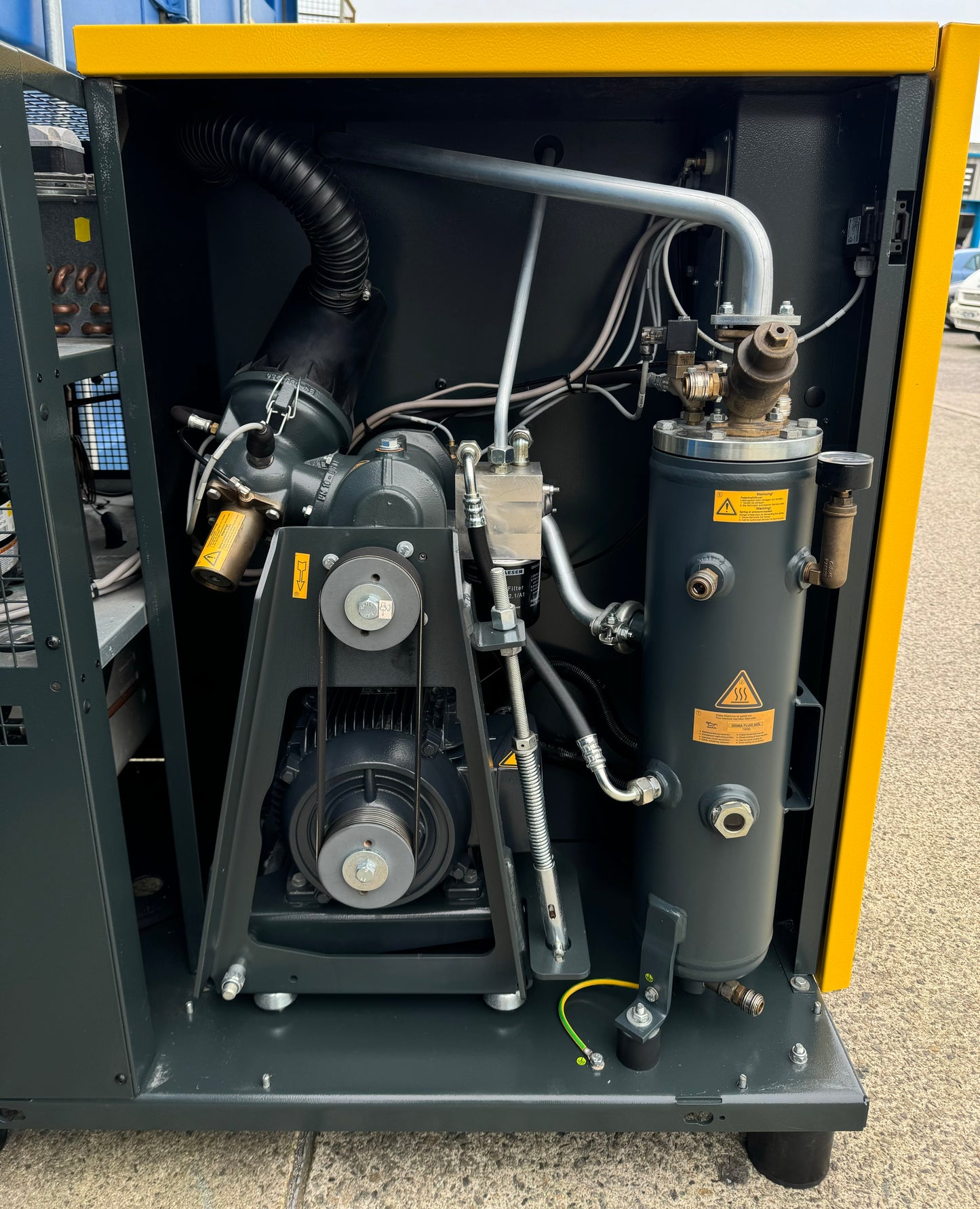 Kaeser / HPC SK22T Rotary Screw Compressor + Dryer (11Bar, 60CFM)