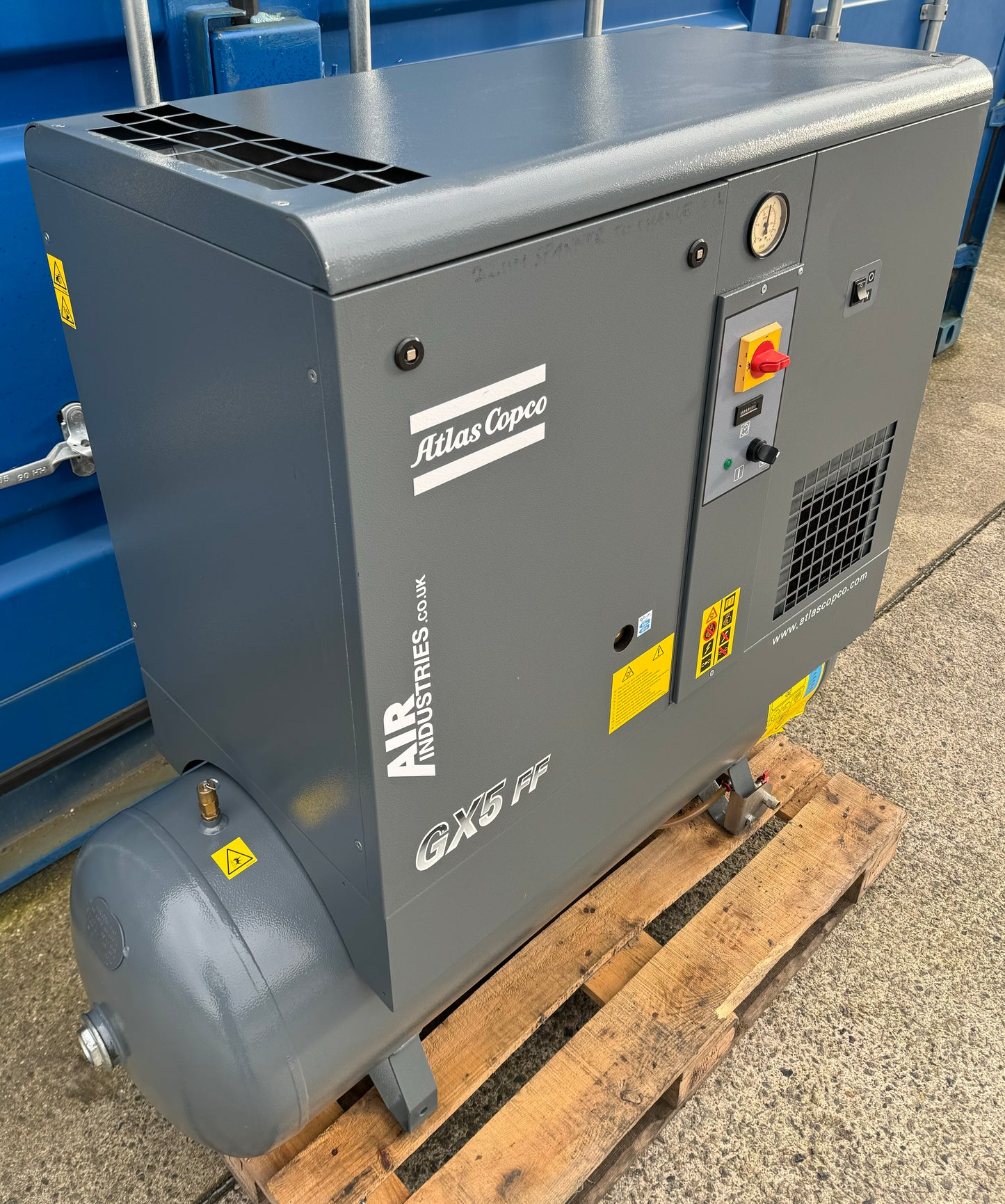 Atlas Copco GX5FF Receiver Mounted Rotary Screw Compressor With Dryer!