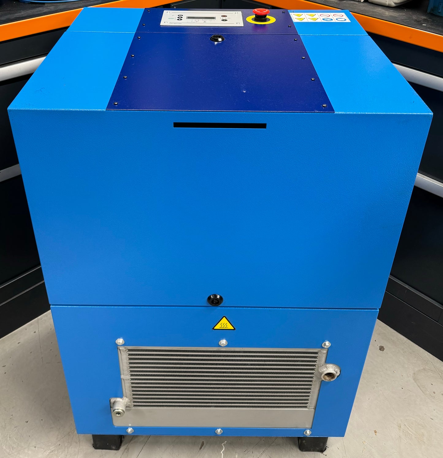 Compair L07 Floor Mounted Rotary Screw Compressor (7.5Kw, 46CFM)