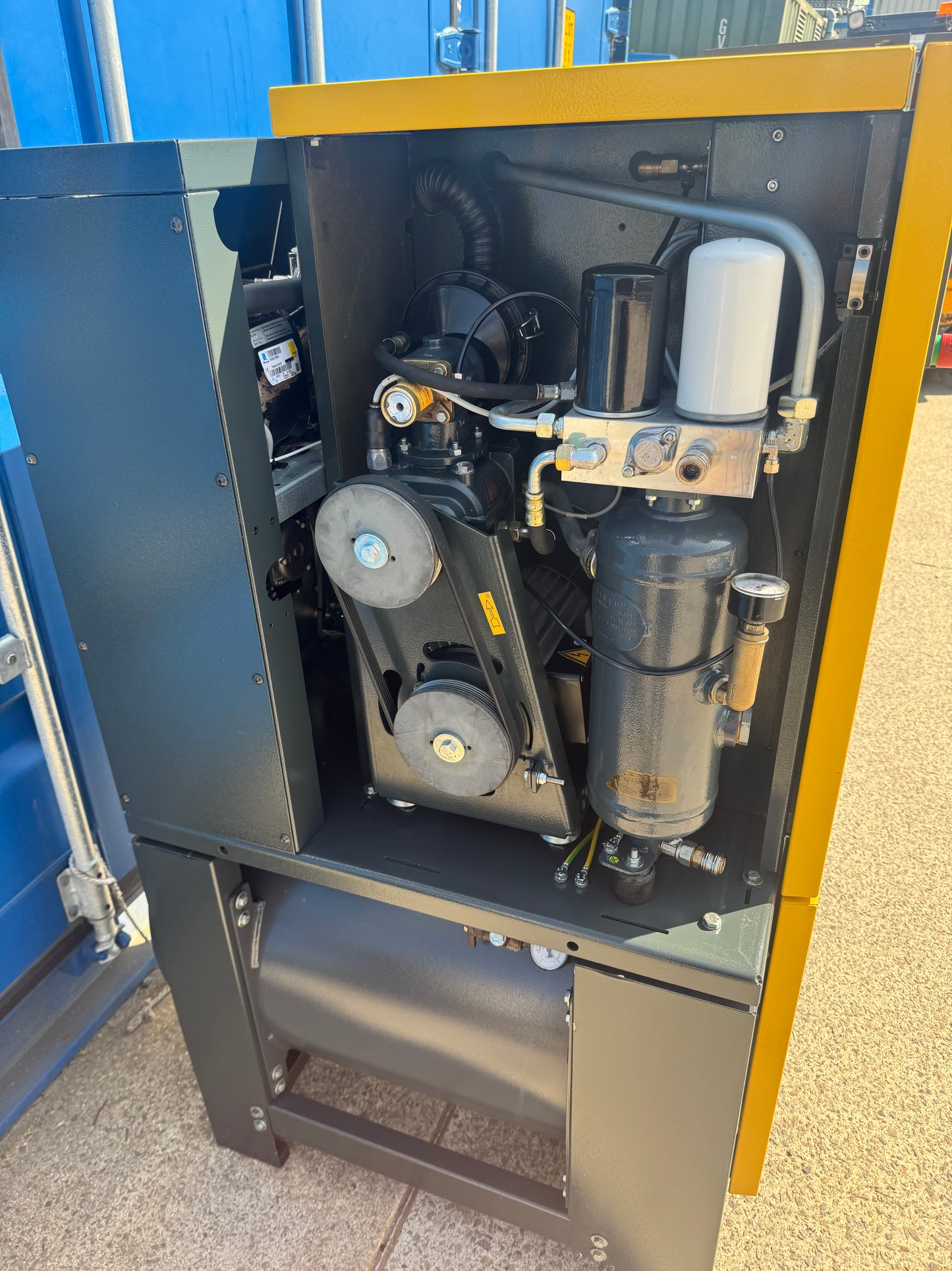 HPC / Kaeser Aircenter 6 Rotary Screw Compressor + Receiver + Dryer (4.0Kw, 17cfm)
