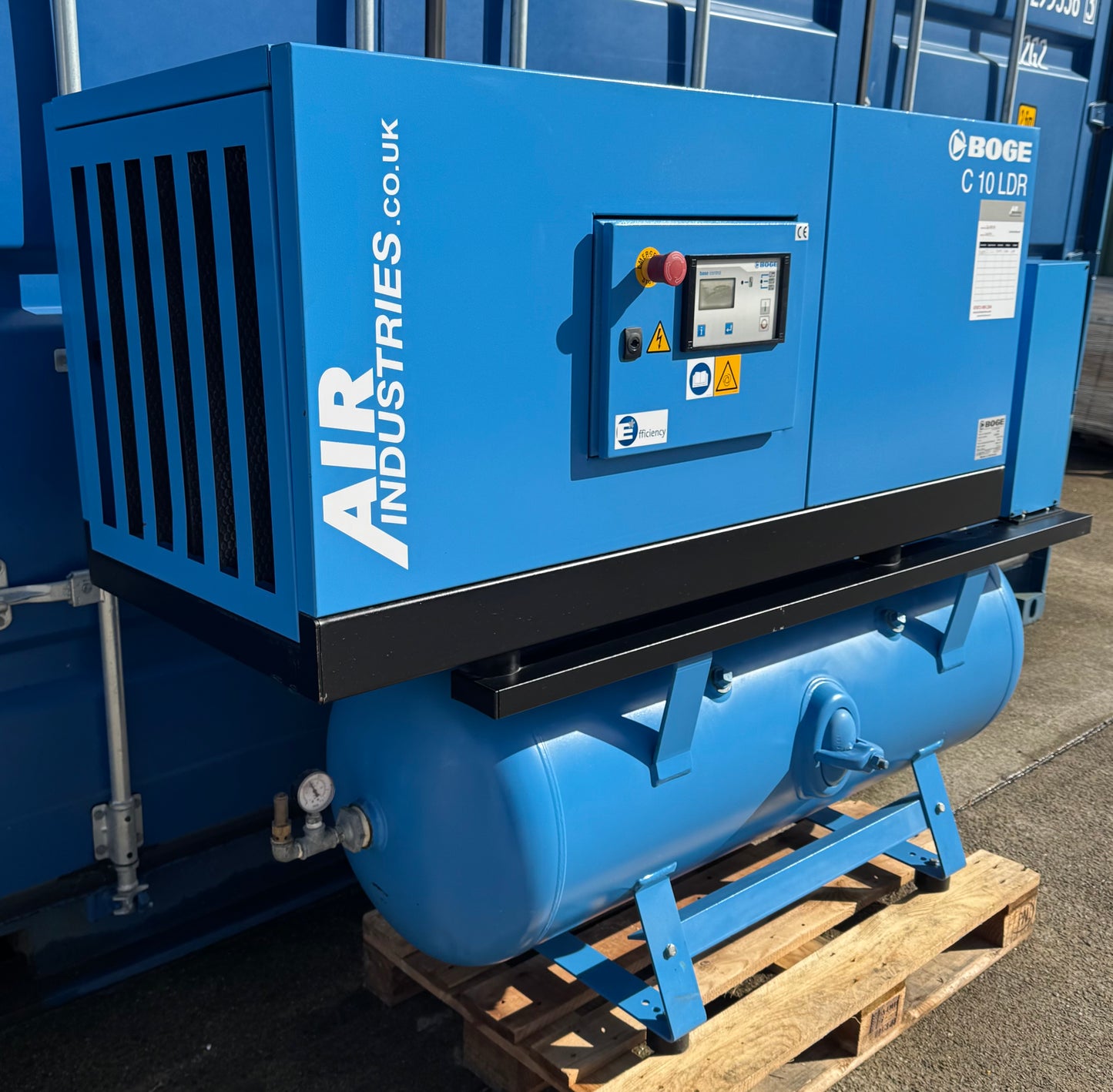 Boge C10LDR-350 Receiver Mounted Rotary Screw Compressor + Dryer (36Cfm, 7.5Kw)