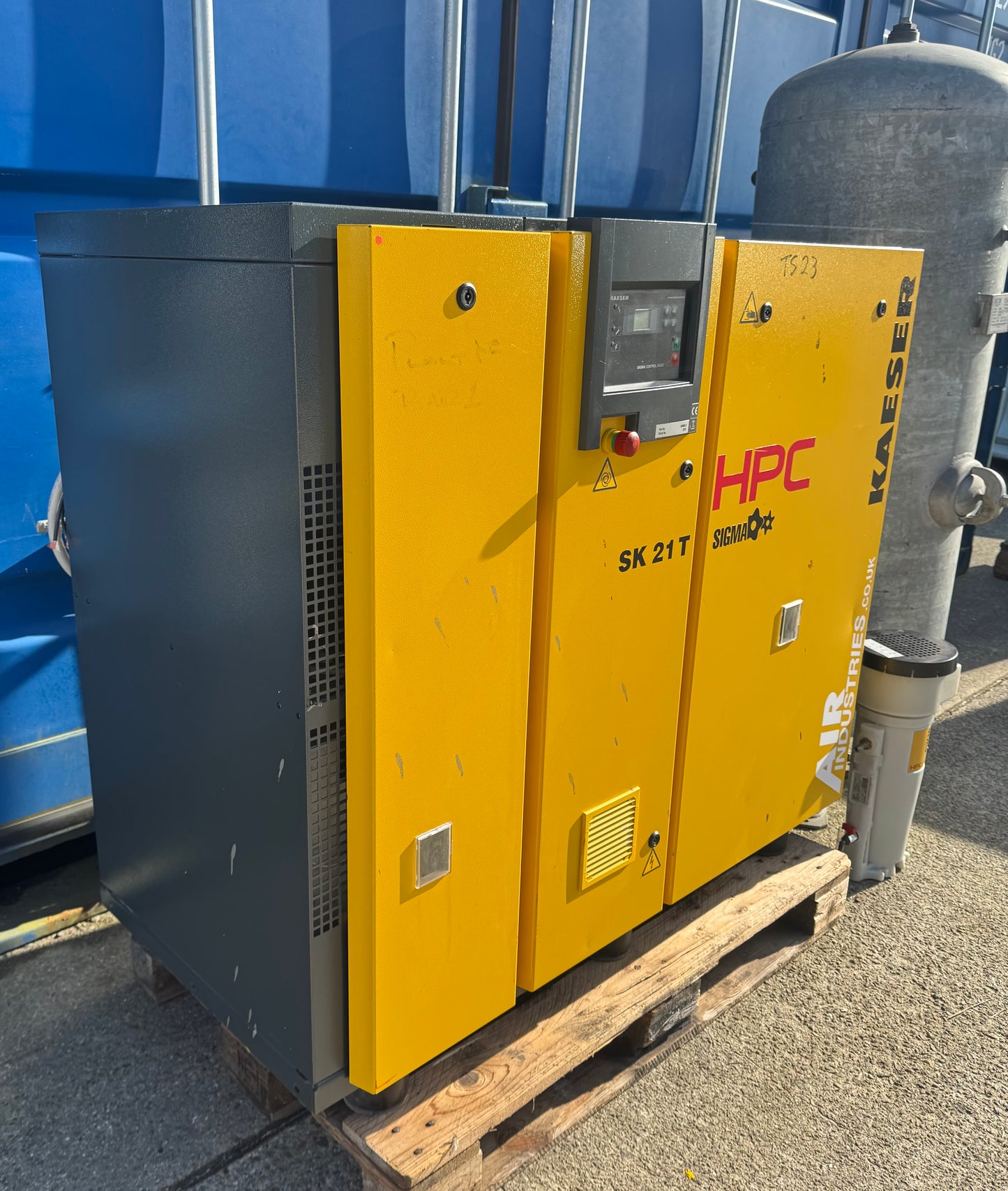 Kaeser / HPC SK21T Rotary Screw Compressor Package + Dryer + Receiver (8Bar, 64CFM)