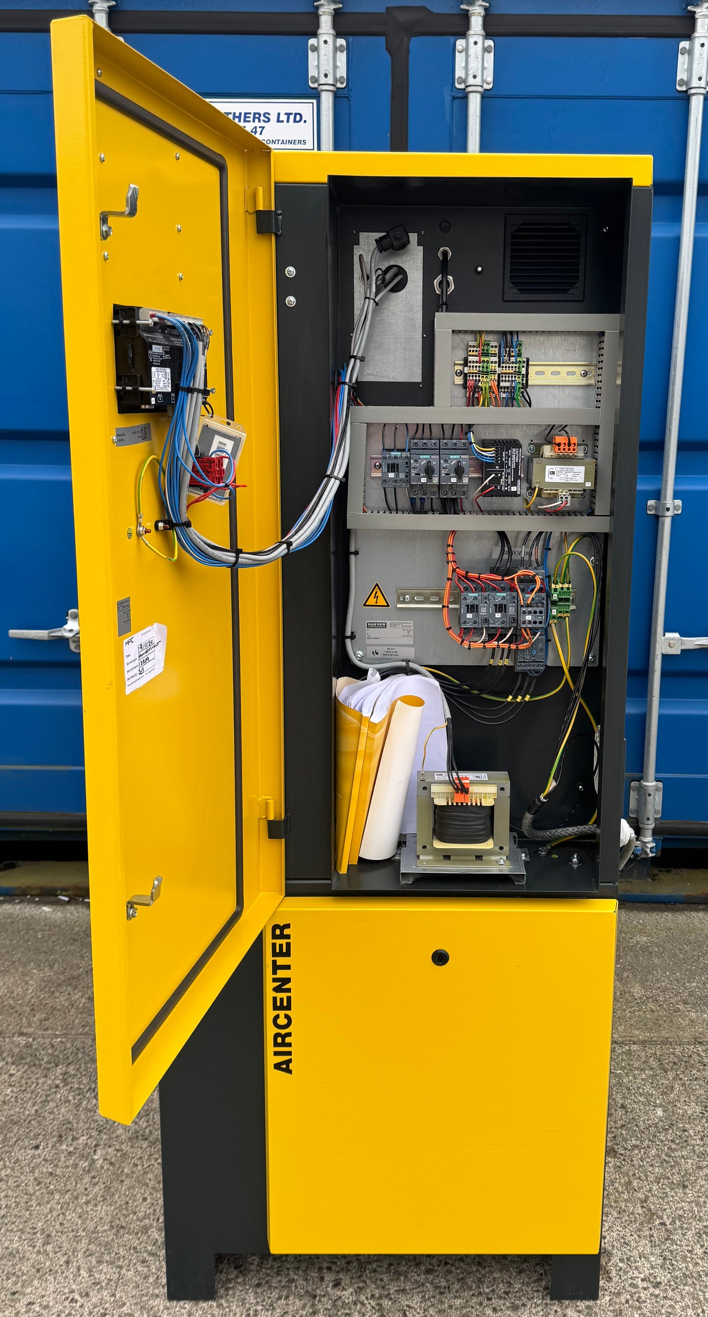 HPC / Kaeser Aircenter 25 Rotary Screw Compressor + Dryer 15Kw, 20Hp, 88.28cfm