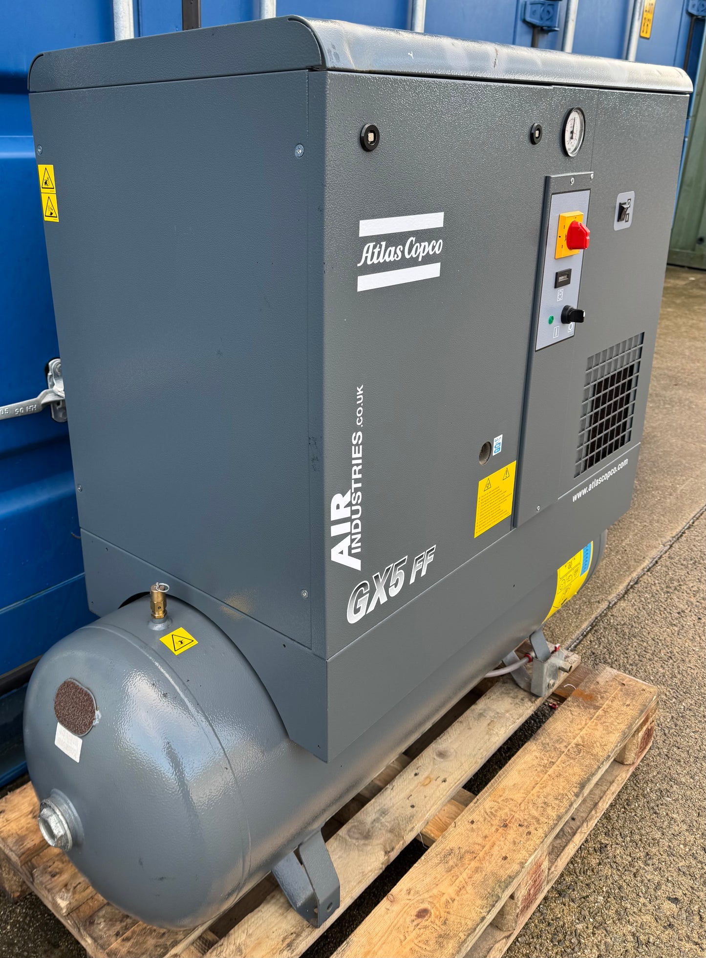 Atlas Copco GX5FF Receiver Mounted Rotary Screw Compressor With Dryer!