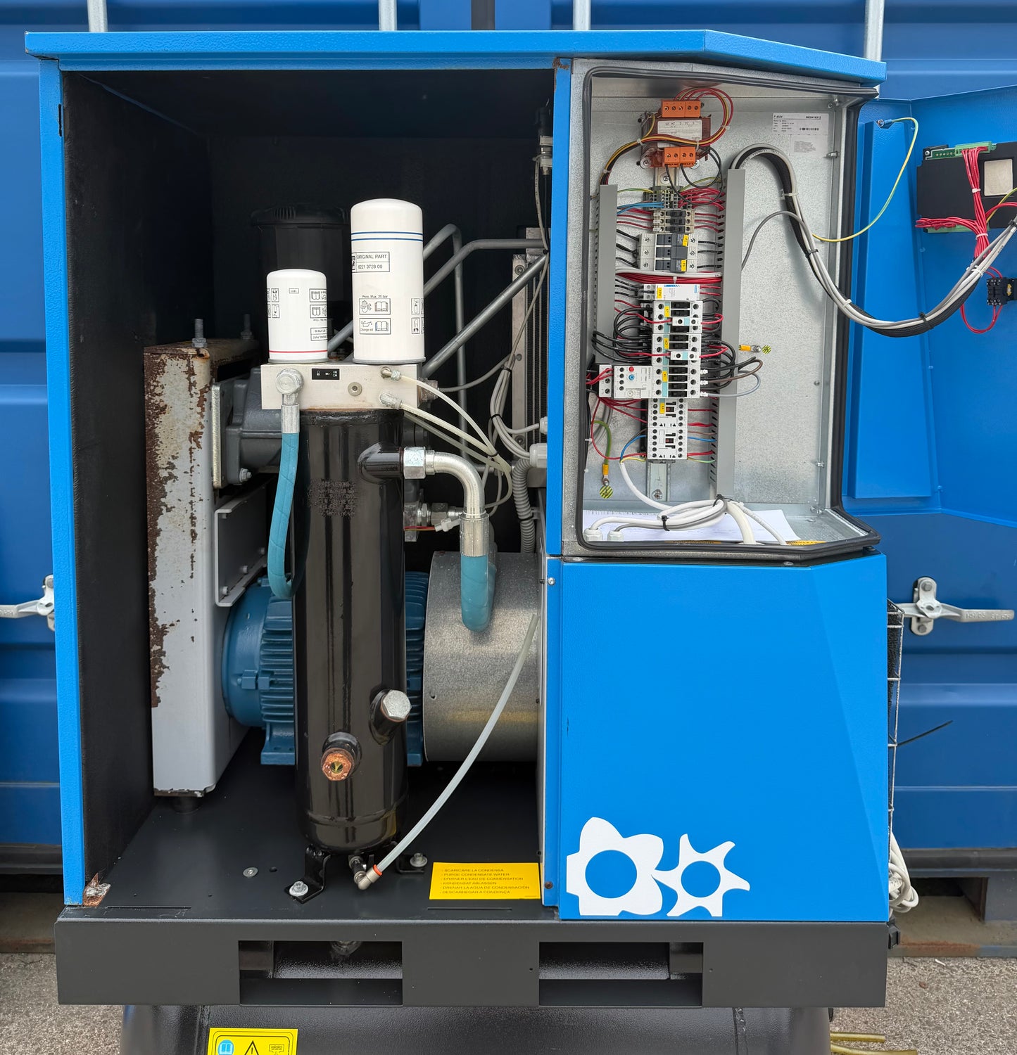 ABAC Genesis 15 Receiver Mounted Rotary Screw Compressor + Dryer! (78Cfm)
