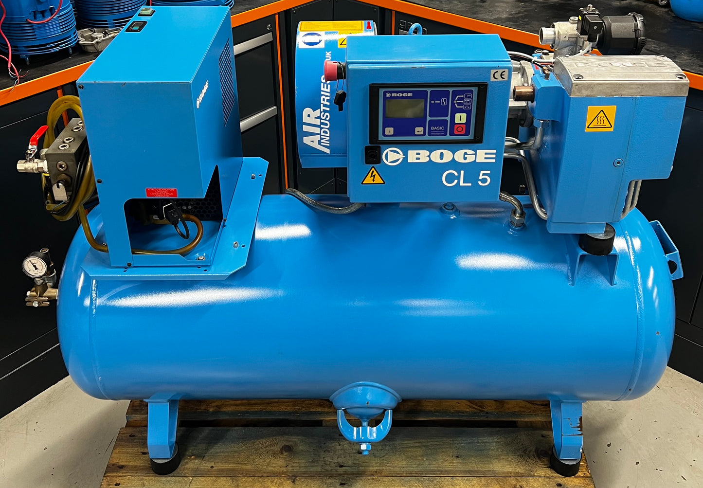 Boge CLD5-270 Rotary Screw Compressor + Dryer 4.0Kw, 5.5Hp, 19CFM!