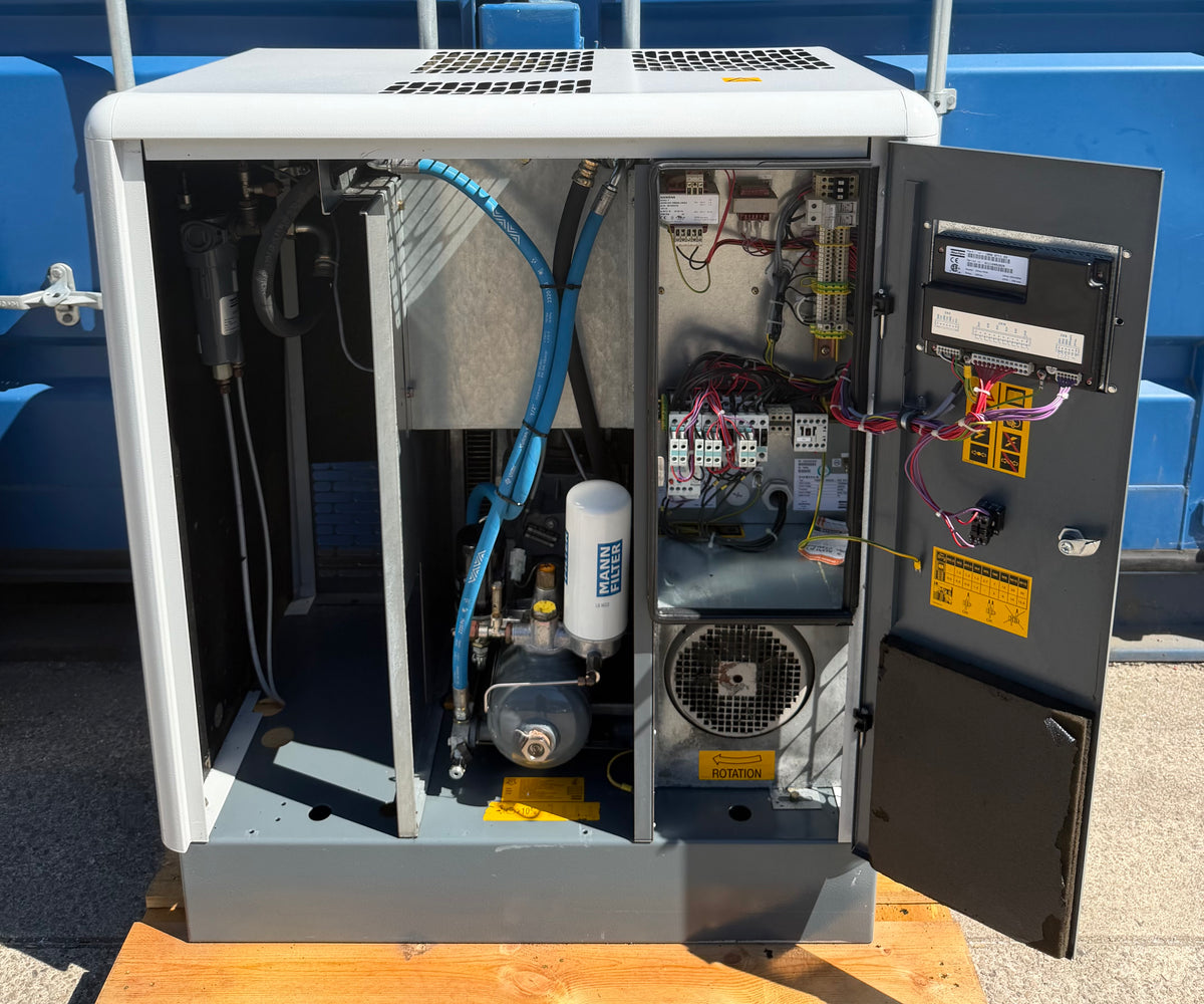 Atlas Copco GA11 Floor Mounted Rotary Screw Compressor, 11Kw, 42cfm, 13Bar!