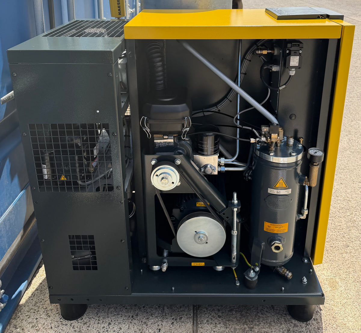 HPC / Kaeser SM16T Rotary Screw Compressor + Receiver + Dryer + Filter 57Cfm!