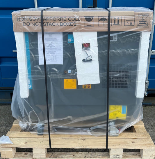 New Atlas Copco G4FF Receiver Mounted Rotary Screw Compressor + Dryer (18.2Cfm)