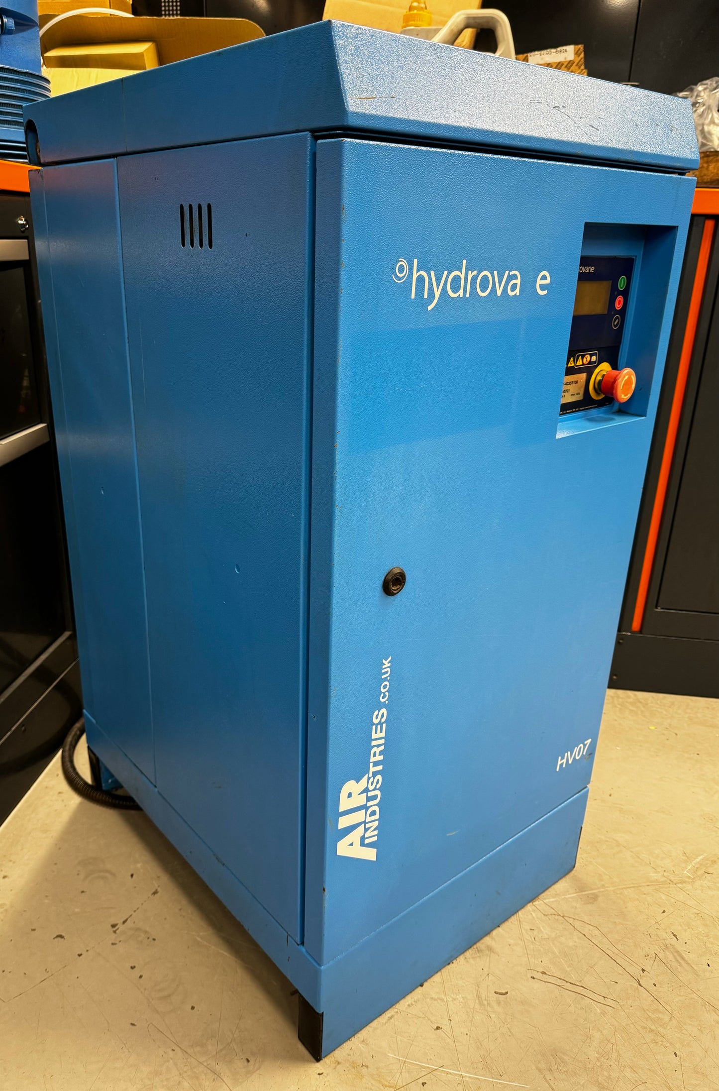 Hydrovane HV07 Rotary Vane Compressor (7.5Kw, 44Cfm)