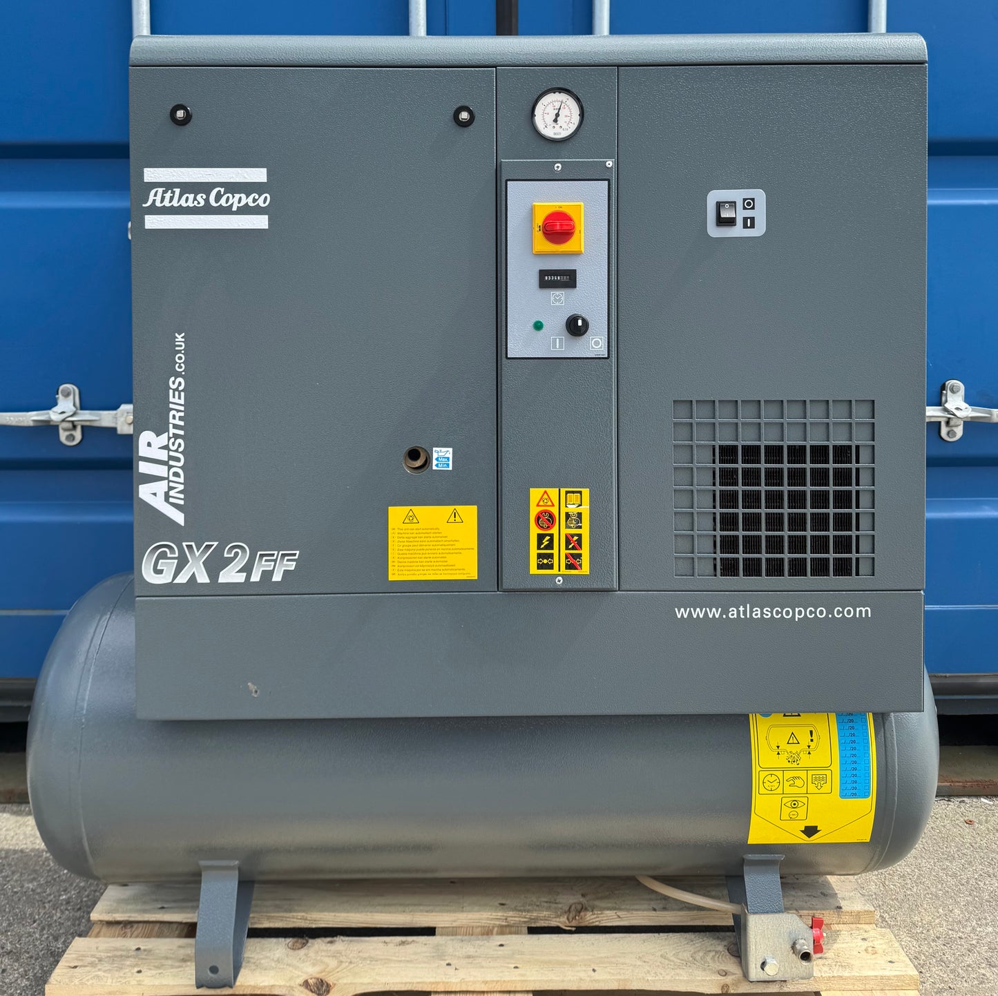 Atlas Copco GX2FF Receiver Mounted Rotary Screw Compressor With Dryer! 230v Single Phase