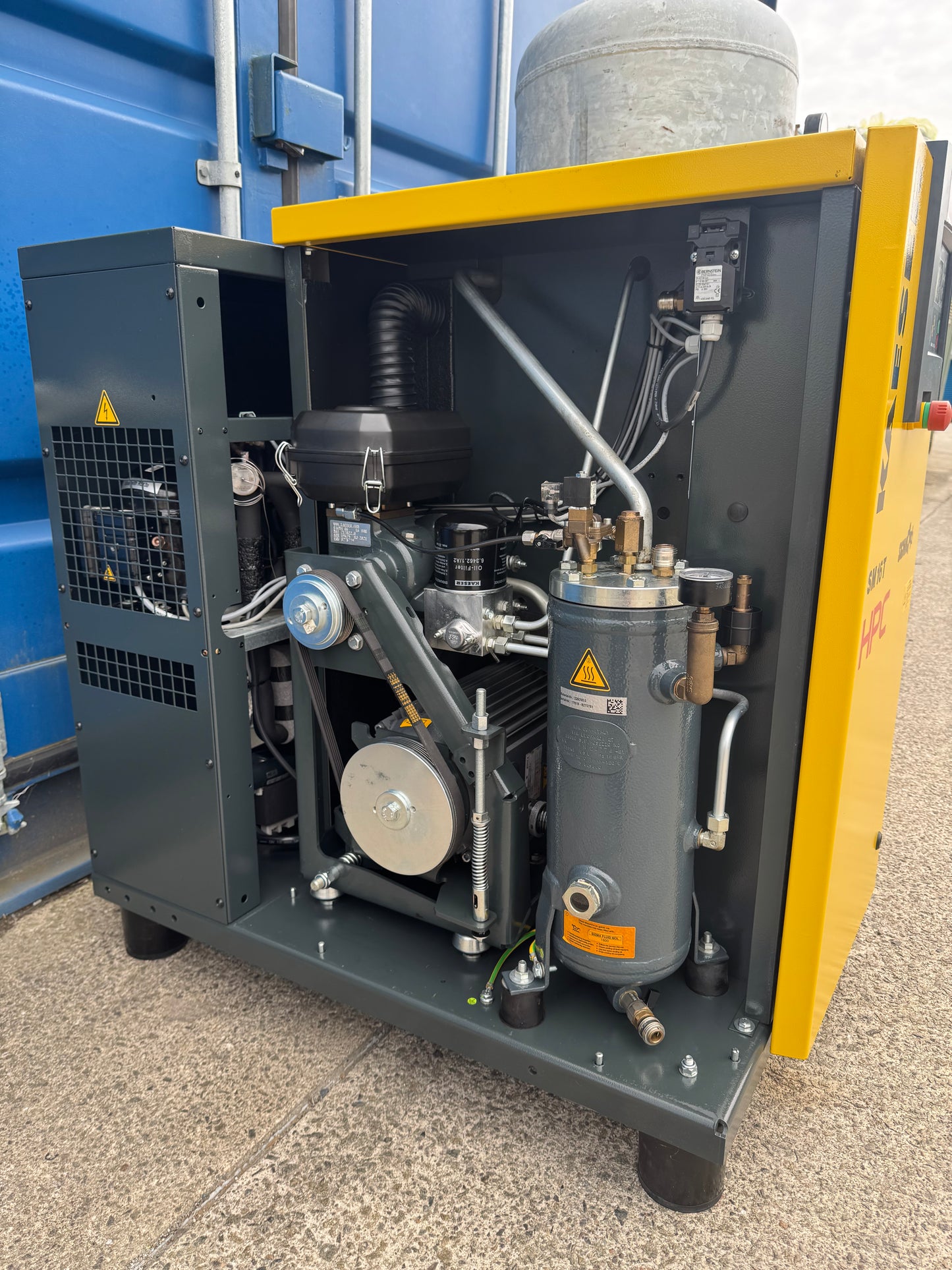 HPC / Kaeser SM16T Rotary Screw Compressor + Receiver + Dryer + Filter 57Cfm!