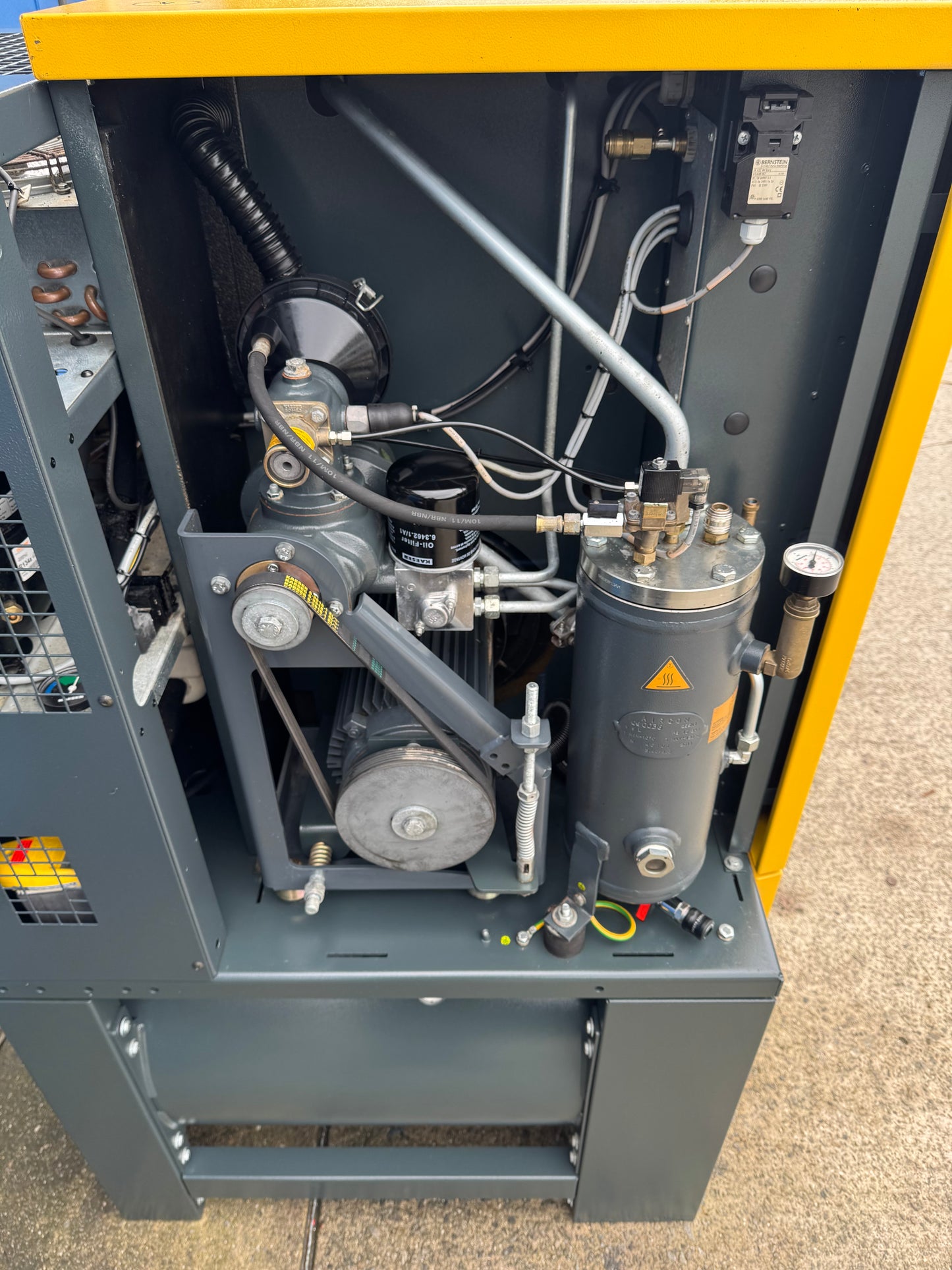 HPC / Kaeser Aircenter 15 Rotary Screw Compressor + Receiver + Dryer 9.0Kw, 53cfm!