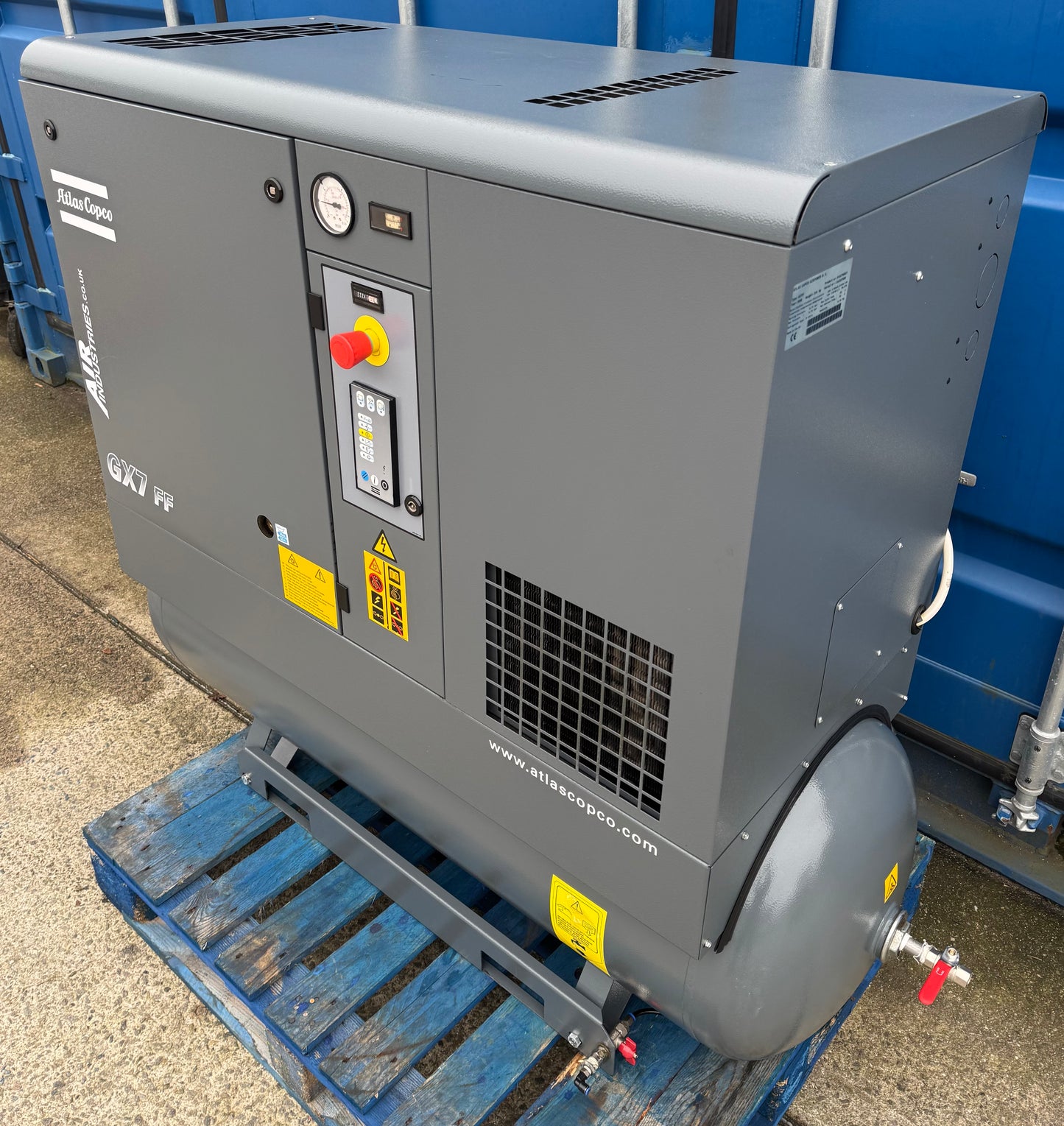 Atlas Copco GX7FF Receiver Mounted Rotary Screw Compressor With Dryer!