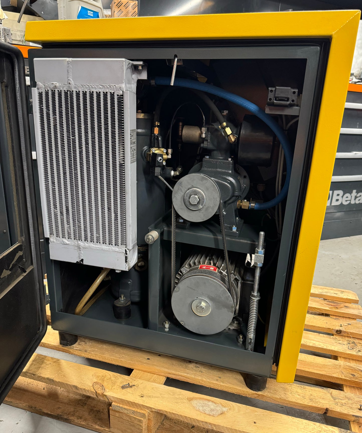 HPC / Kaeser SX6 Floor Mounted Rotary Screw Compressor (4.0Kw, 21CFM)