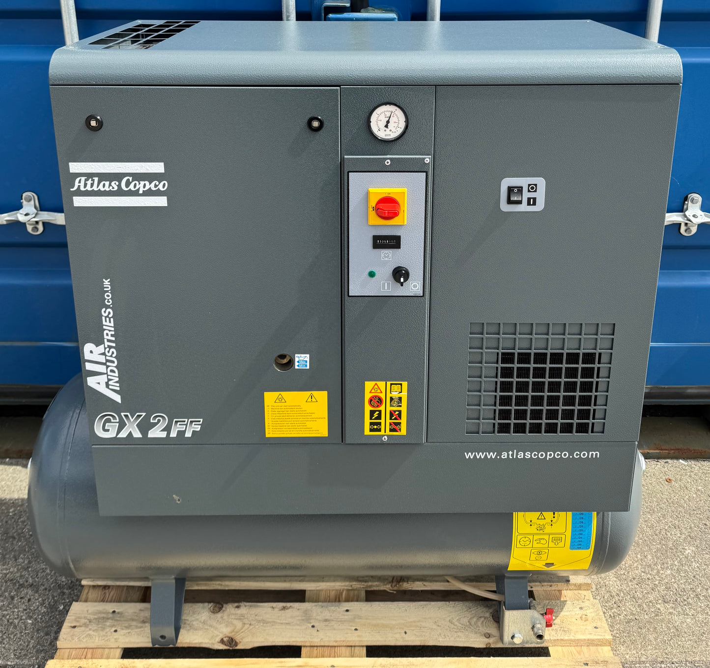 Atlas Copco GX2FF Receiver Mounted Rotary Screw Compressor With Dryer! 230v Single Phase