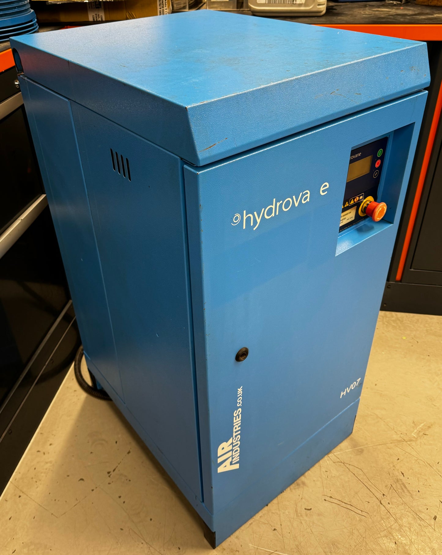 Hydrovane HV07 Rotary Vane Compressor (7.5Kw, 44Cfm)