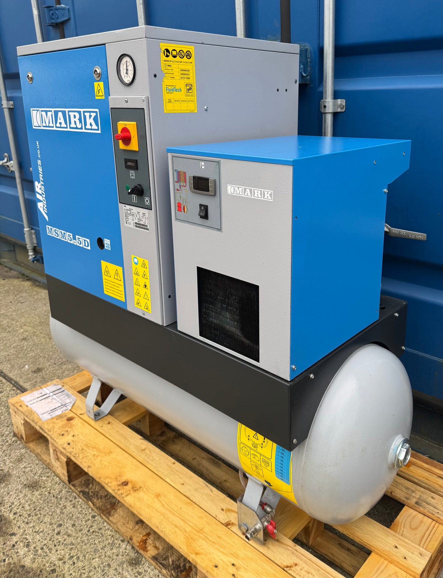 Mark MSM5.5 Receiver Mounted Rotary Screw Compressor With Dryer!