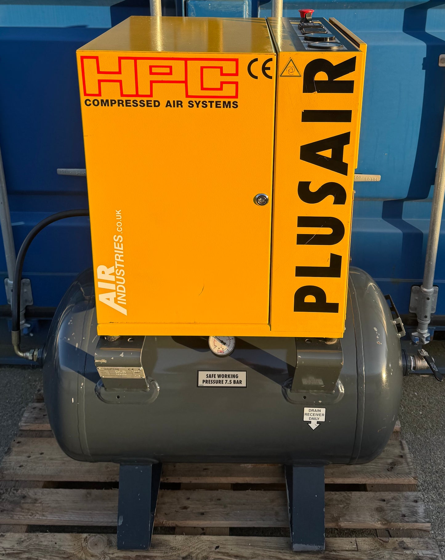 HPC / Kaeser SX6 Receiver Mounted Rotary Screw Compressor (4.0kW, 5.5HP, 21CFM)