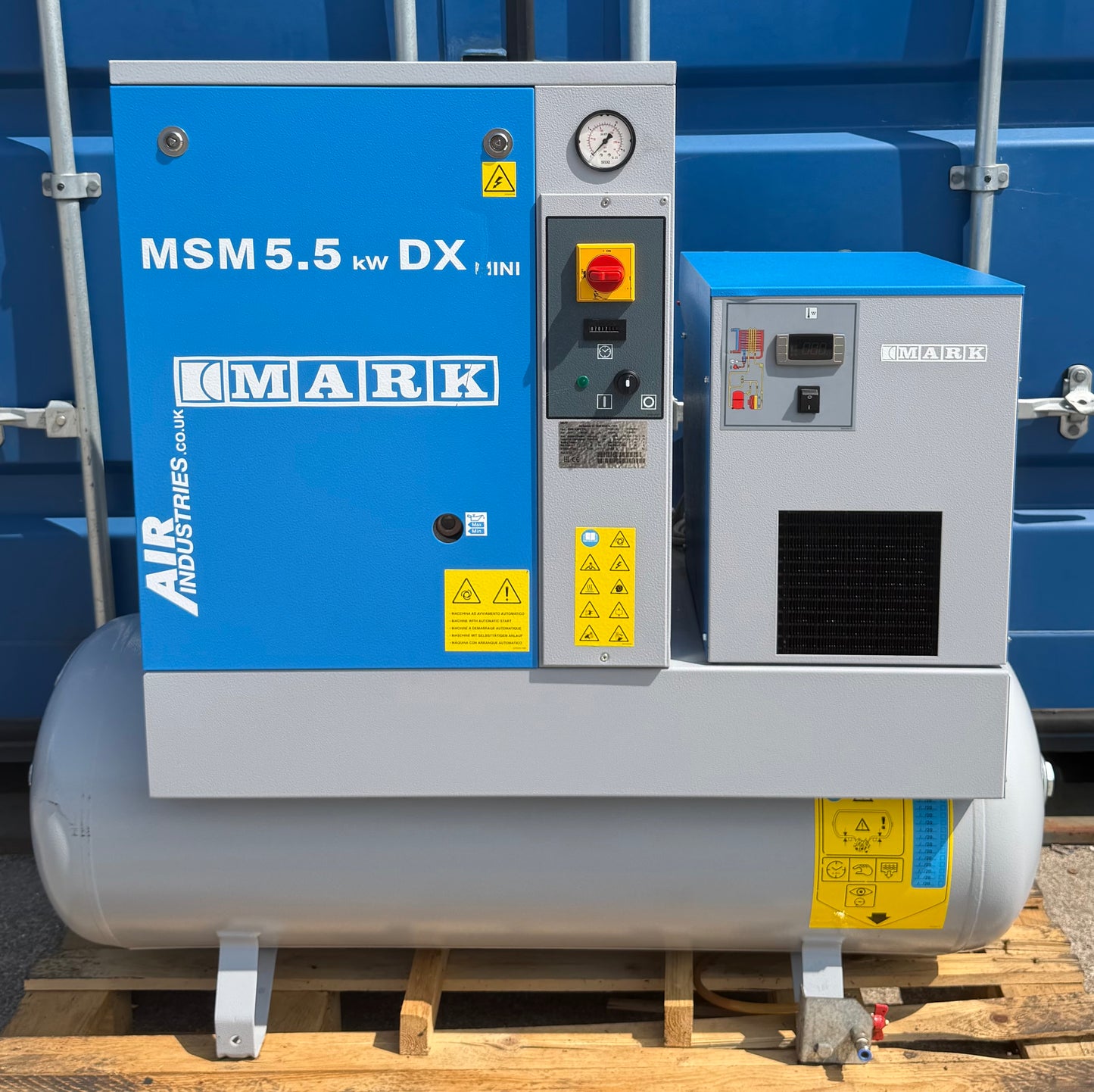 Mark MSM5.5 Receiver Mounted Rotary Screw Compressor With Dryer!
