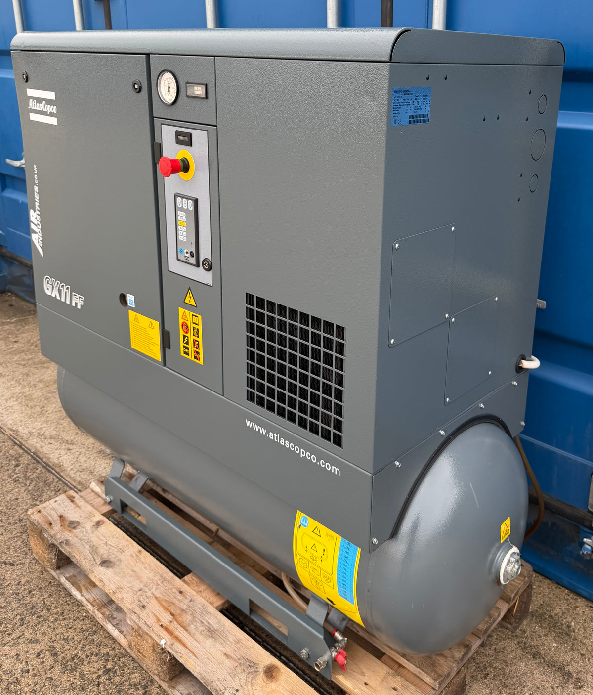 Atlas Copco GX11FF Receiver Mounted Rotary Screw Compressor + Dryer, 11Kw, 57cfm