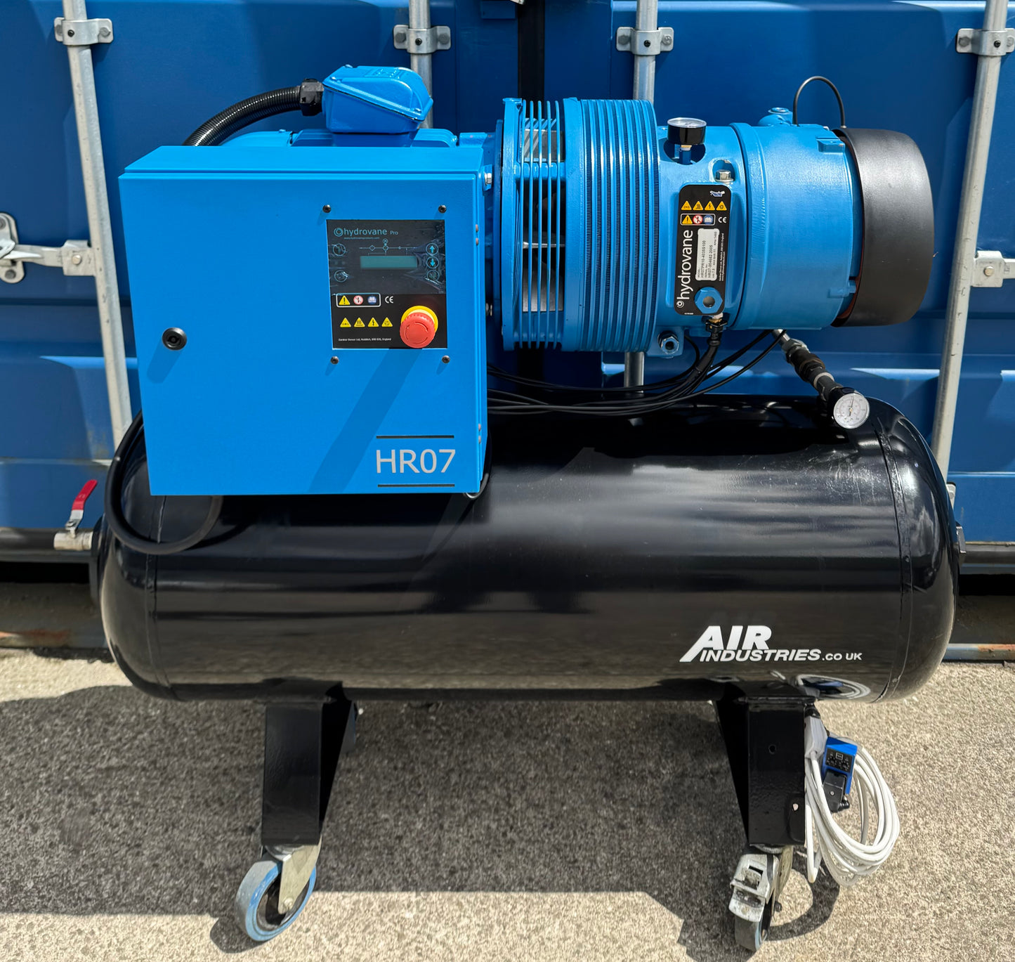 Hydrovane HR07 Receiver Mounted Rotary Vane Compressor, 7.5Kw, 37cfm, 10Bar!