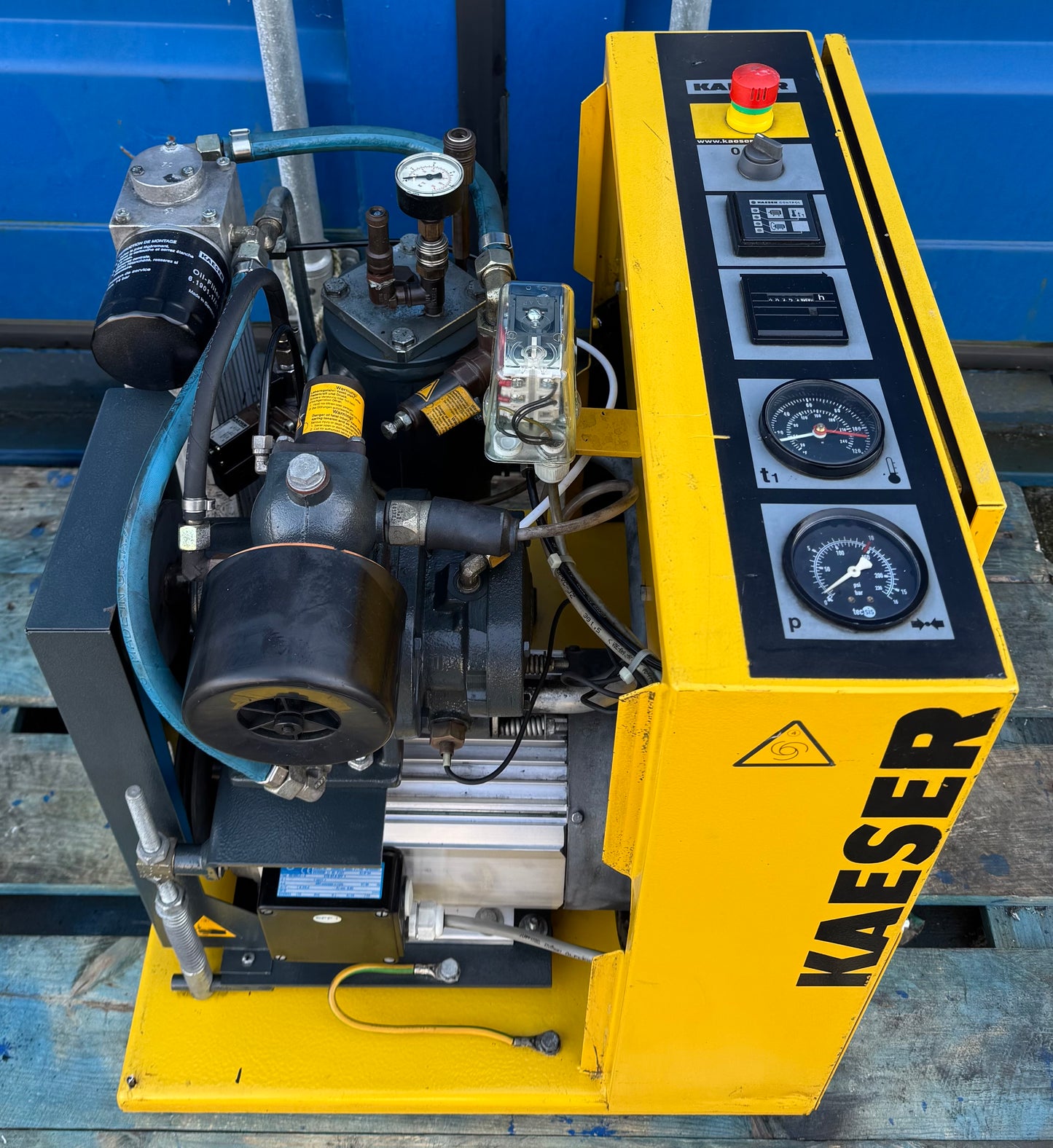HPC / Kaeser SX6 Floor Mounted Rotary Screw Compressor (4.0kW, 5.5HP, 16.5CFM)