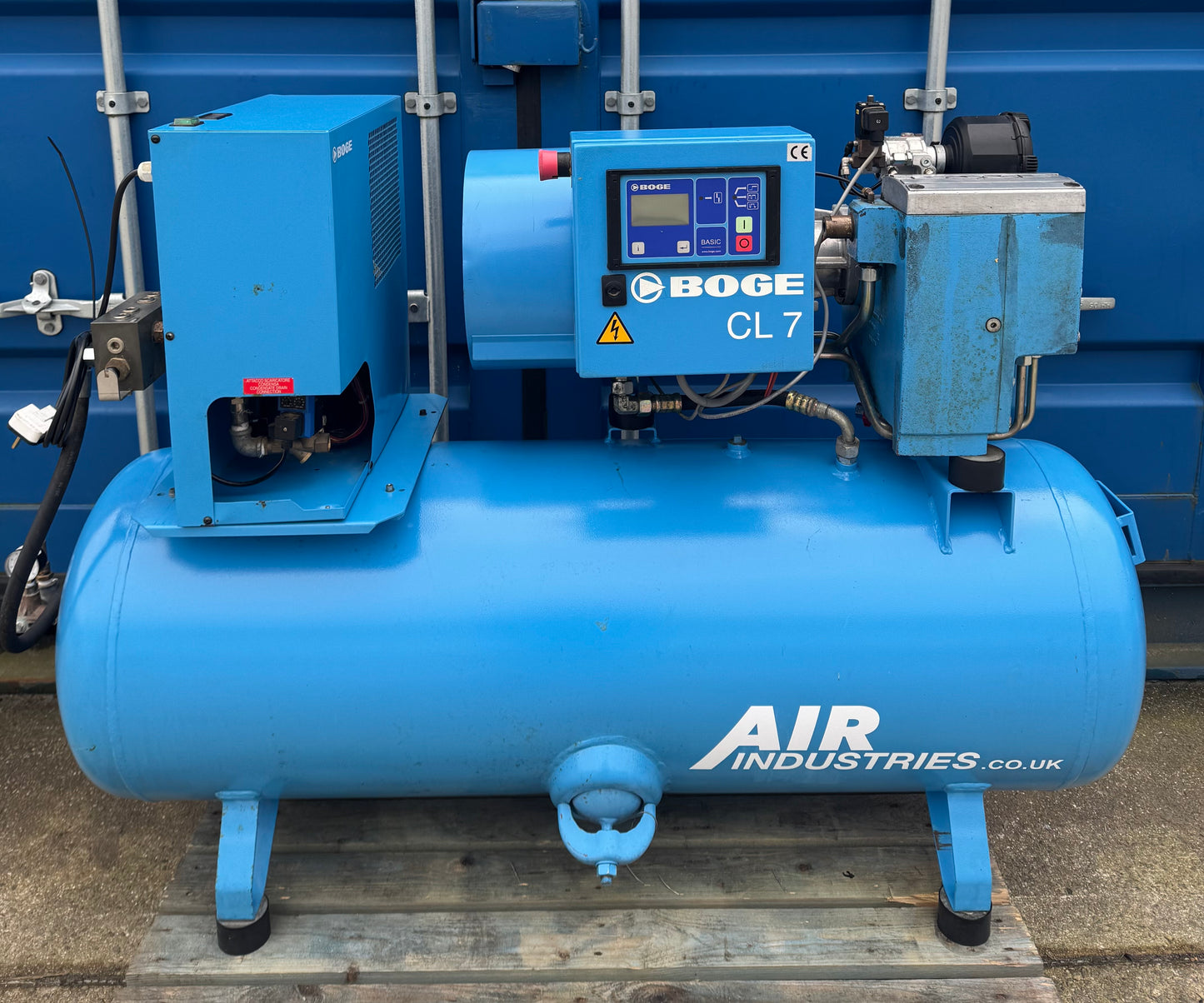 Boge CLD7-270 Receiver Mounted Rotary Screw Compressor + Dryer (25Cfm, 5.5Kw)
