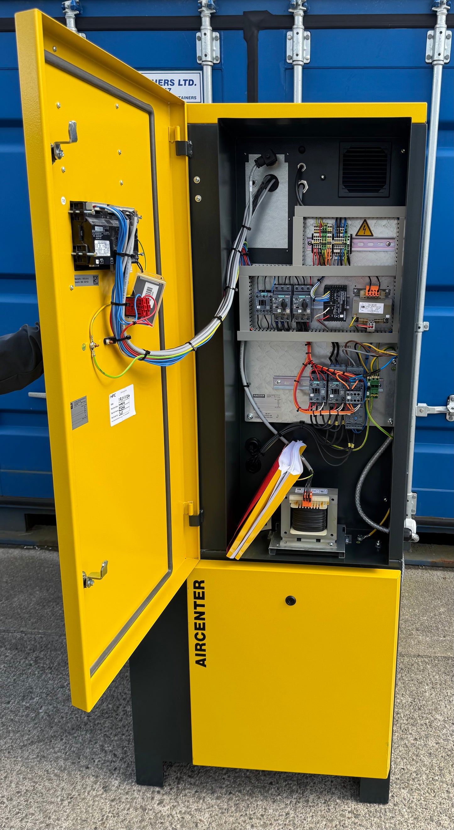 HPC / Kaeser Aircenter 25 Rotary Screw Compressor + Dryer 15Kw, 20Hp, 88.28cfm