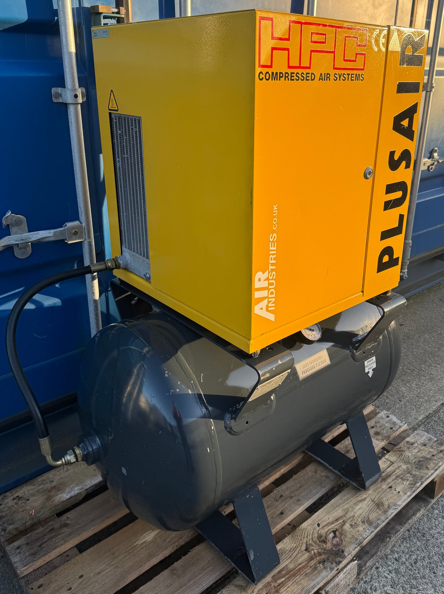 HPC / Kaeser SX6 Receiver Mounted Rotary Screw Compressor (4.0kW, 5.5HP, 21CFM)