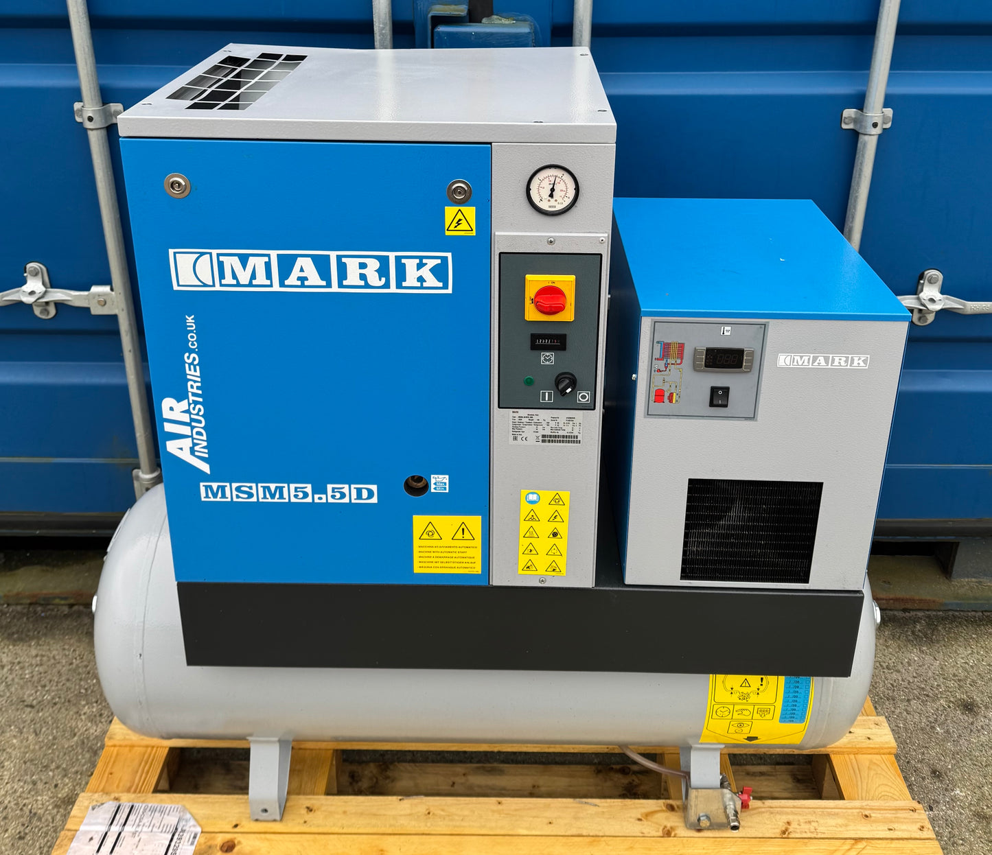 Mark MSM5.5 Receiver Mounted Rotary Screw Compressor With Dryer!