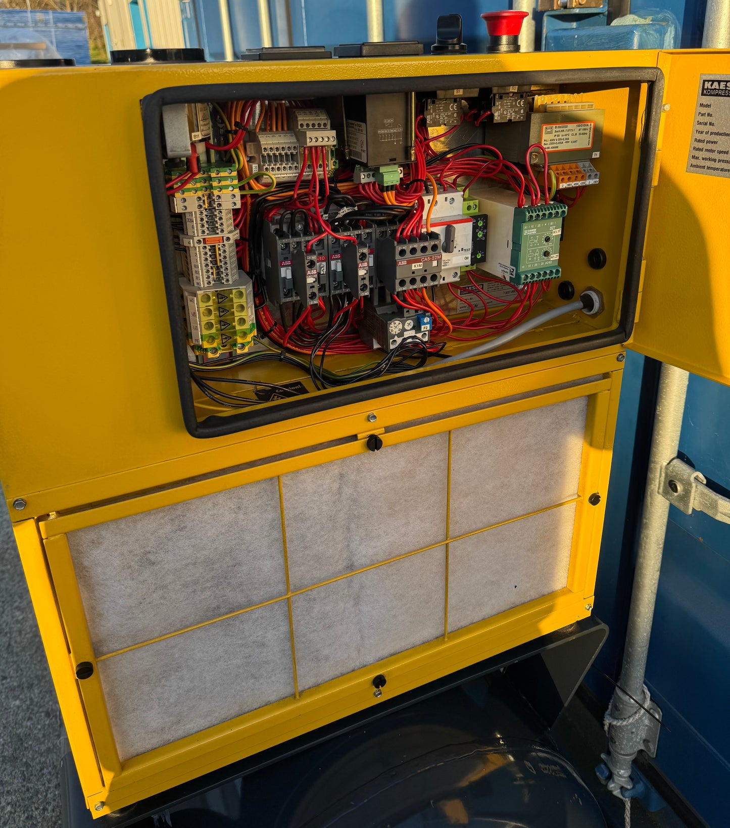 HPC / Kaeser SX6 Receiver Mounted Rotary Screw Compressor (4.0kW, 5.5HP, 21CFM)