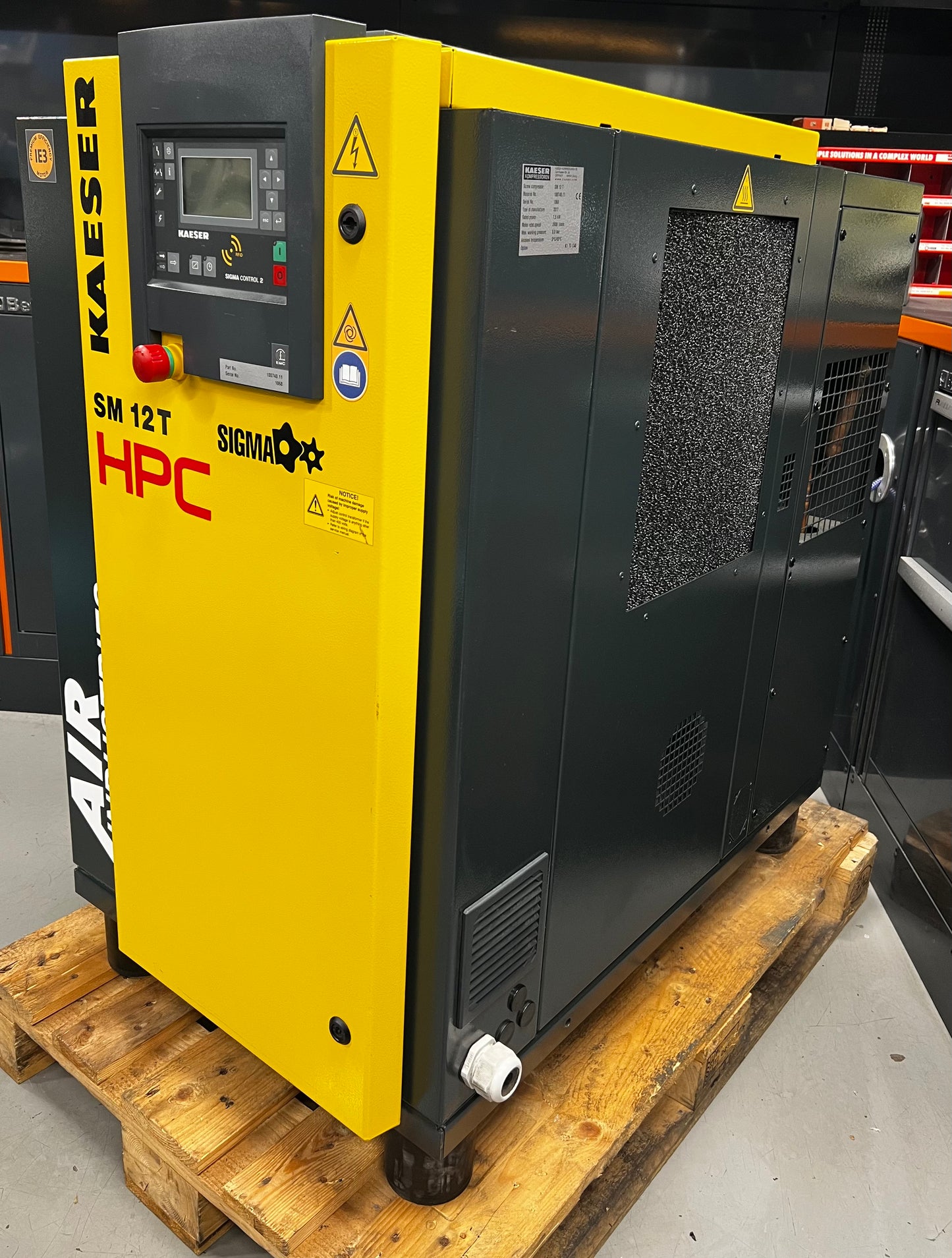 HPC / Kaeser SM12T Floor Mounted Rotary Screw Compressor + Dryer (7.5Kw, 42Cfm)