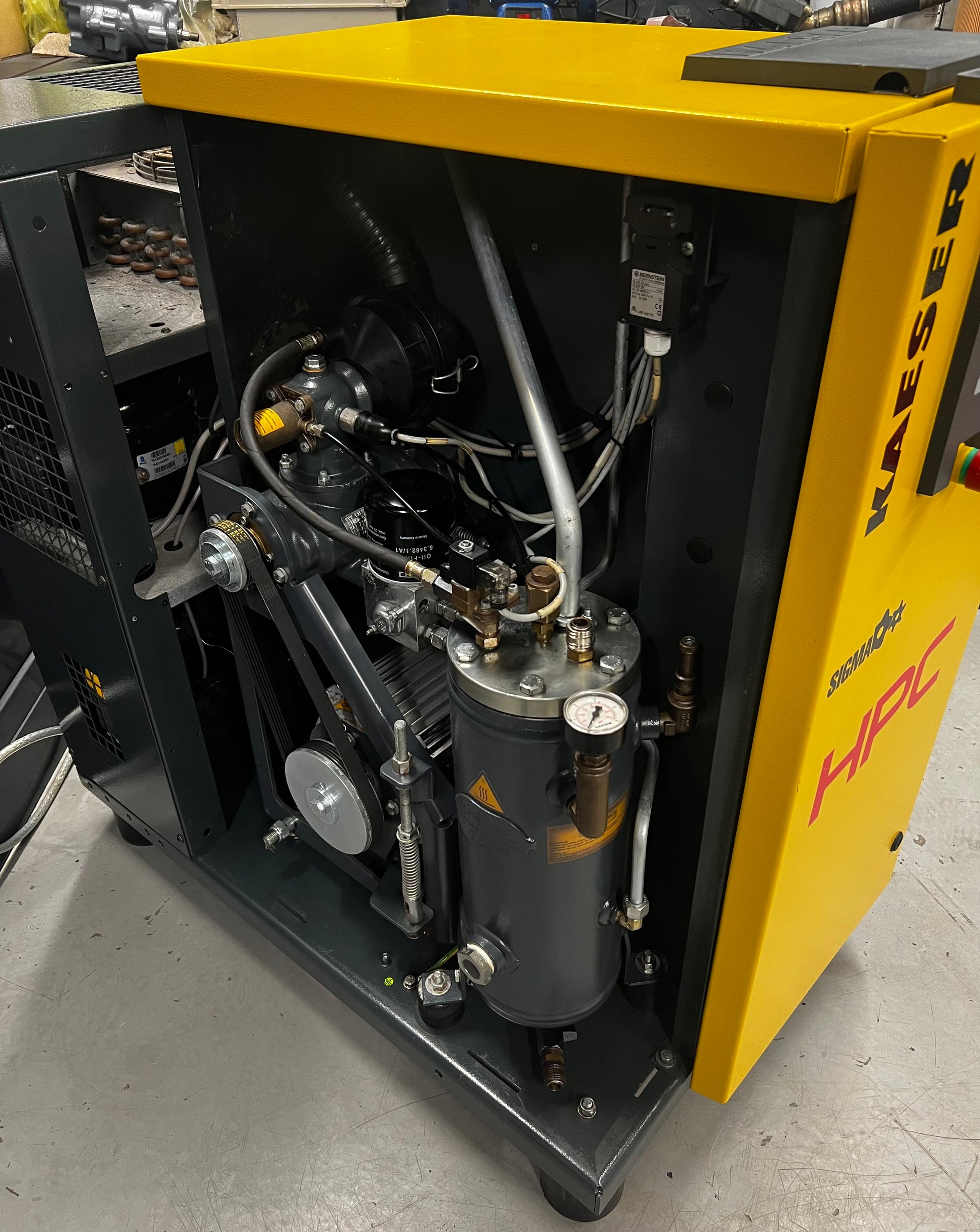 HPC / Kaeser SM12T Floor Mounted Rotary Screw Compressor + Dryer (7.5K ...