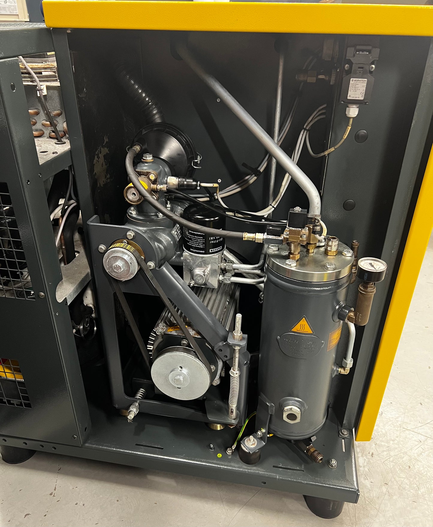 HPC / Kaeser SM12T Floor Mounted Rotary Screw Compressor + Dryer (7.5K ...