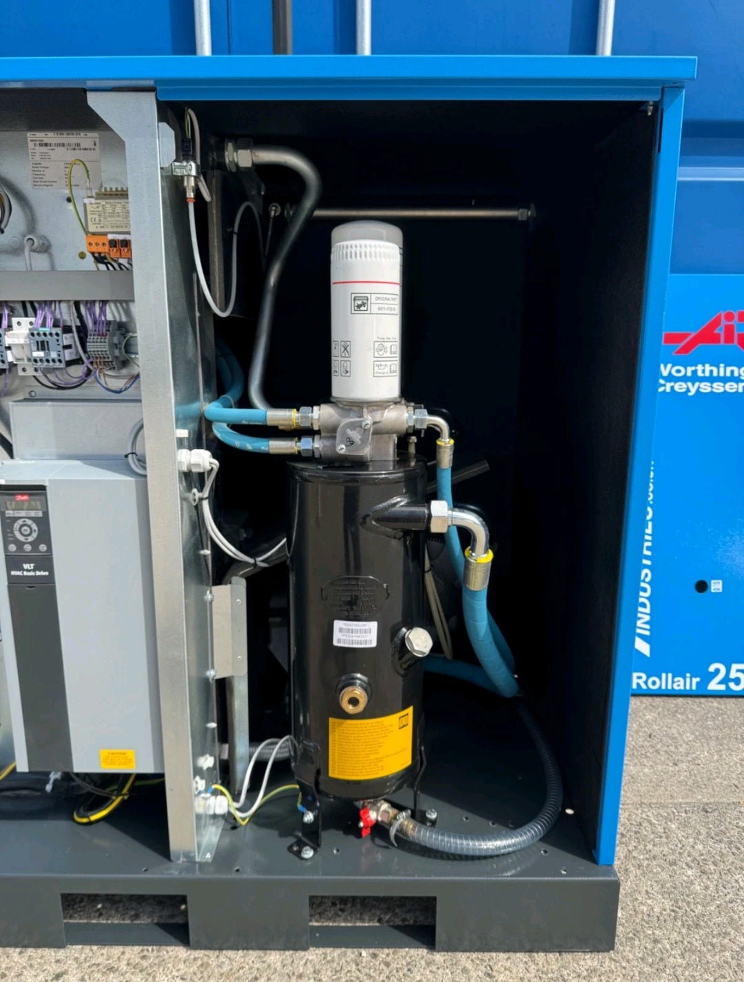 Worthington RLR25V Variable Speed Drive Rotary Screw Compressor, 118Cfm! 18.5Kw!
