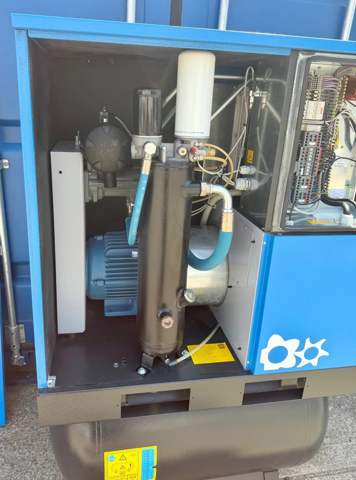 ABAC Genesis 11 Receiver Mounted Rotary Screw Compressor + Dryer! 11Kw, 59Cfm