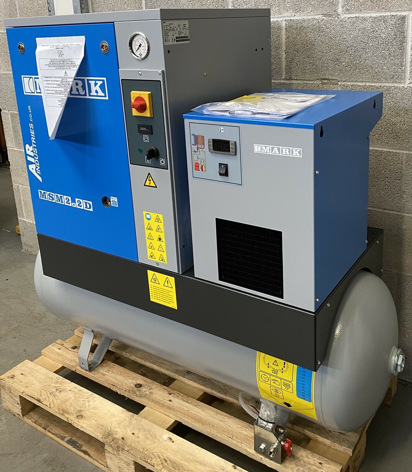 MARK MSM2.2D Receiver Mounted Screw Compressor + Dryer (230V Single Phase)